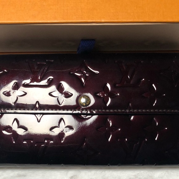 Louis Vuitton Authentic Dark Burgundy Amarante Monogram Vernis Sarah Wallet - Picture 15 of 15